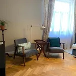 게스트하우스 Emily 3*